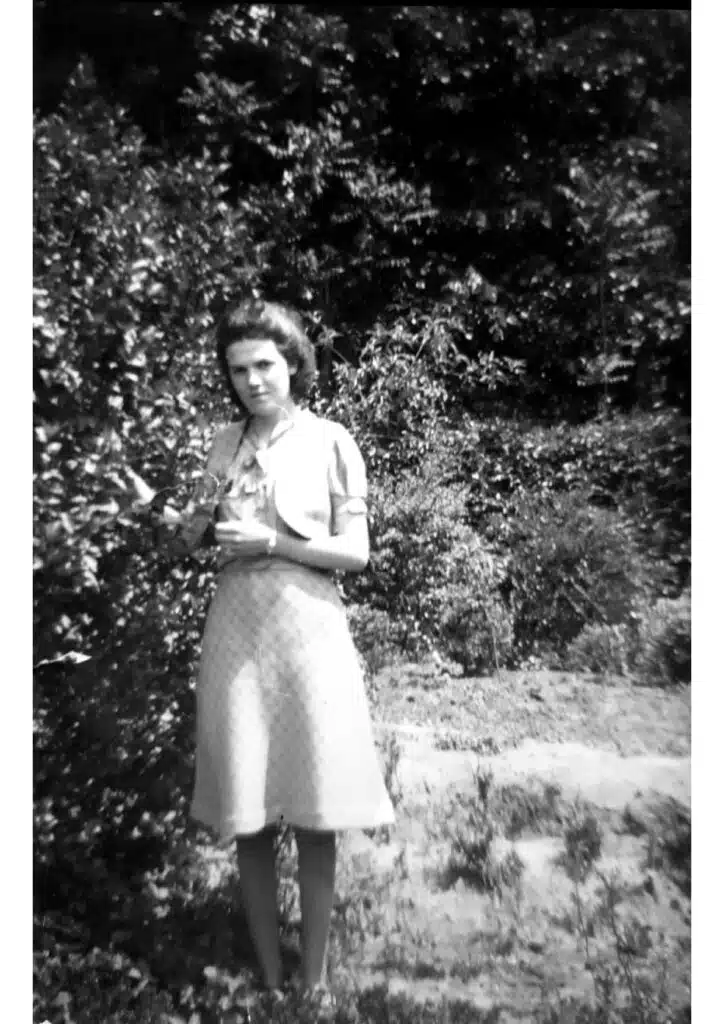 Notre histoire : Photo de Simone la grande tante de Marie