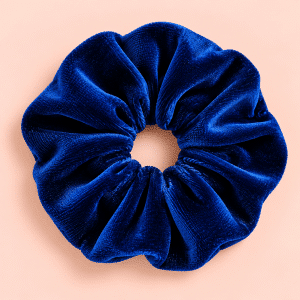 Chouchou Paloma en velours bleu roi avec médaillon doré